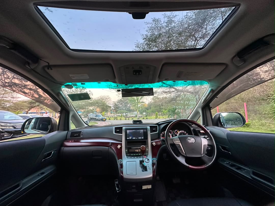 TOYOTA ALPHARD thumbnail 7